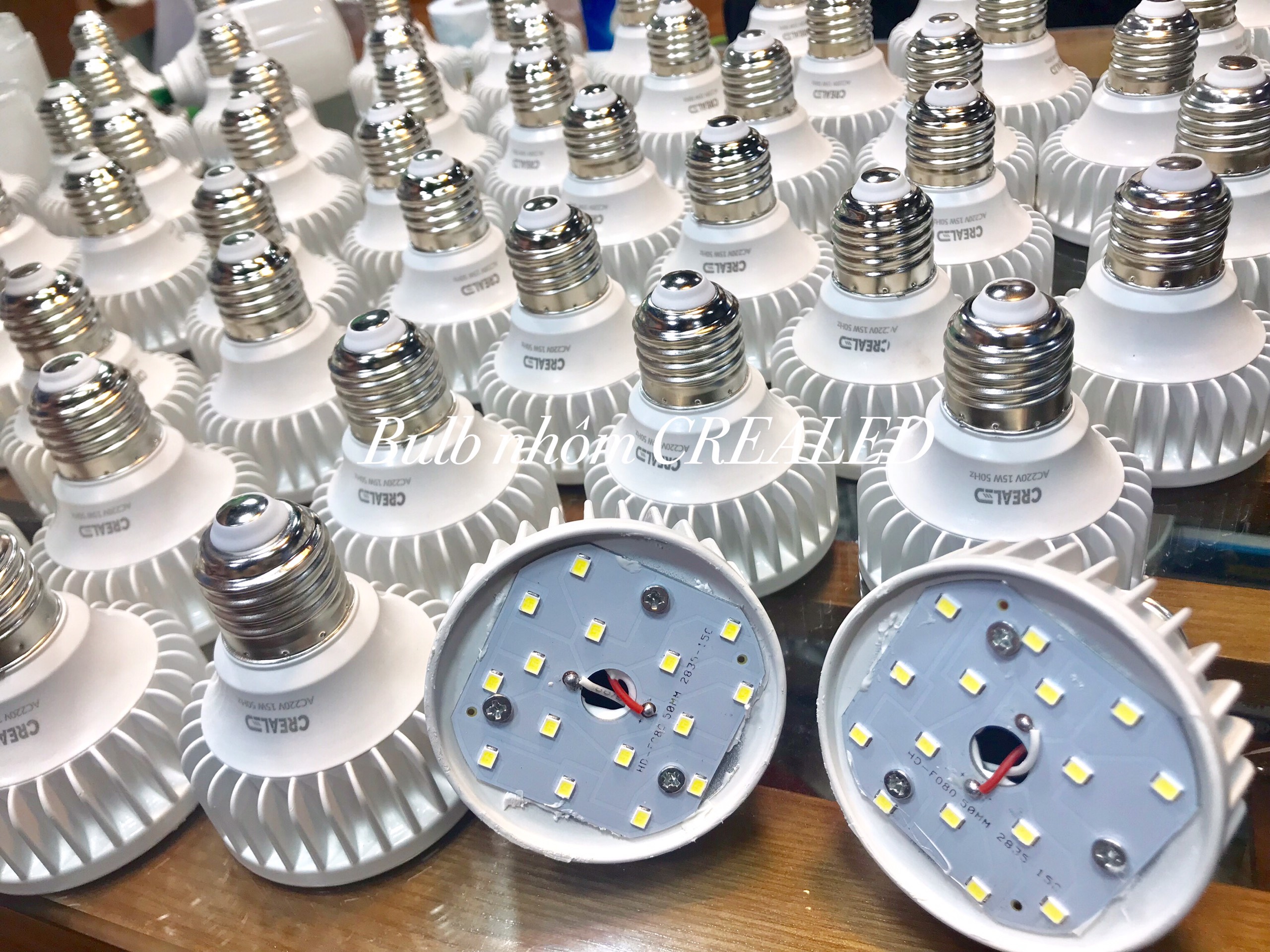 Bóng đèn led búp nhôm 20w thương hiệu CREALED siêu sáng, bền, tản nhiệt cực tốt, tiết kiệm điện năng ,tuổi thọ lâu