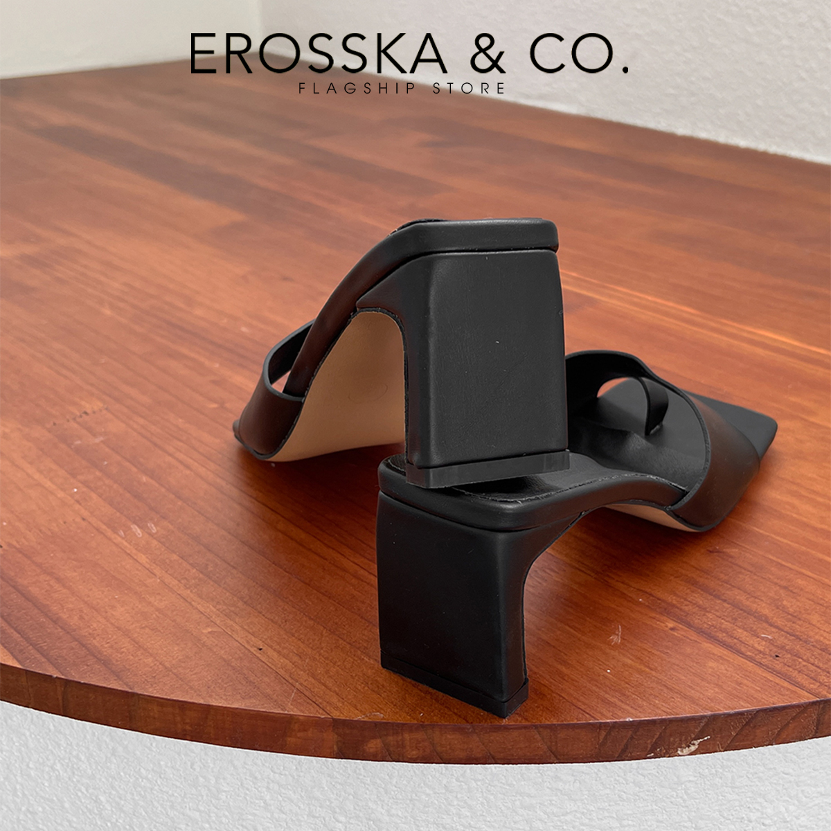 Dép cao gót Erosska thời trang mũi vuông kiểu dáng xỏ ngón đơn giản dễ phối đồ cao 7cm EB027
