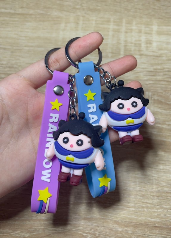 Móc Khoá Hình Cô Bé Tóc Xoăn Dễ Thương Thời Trang