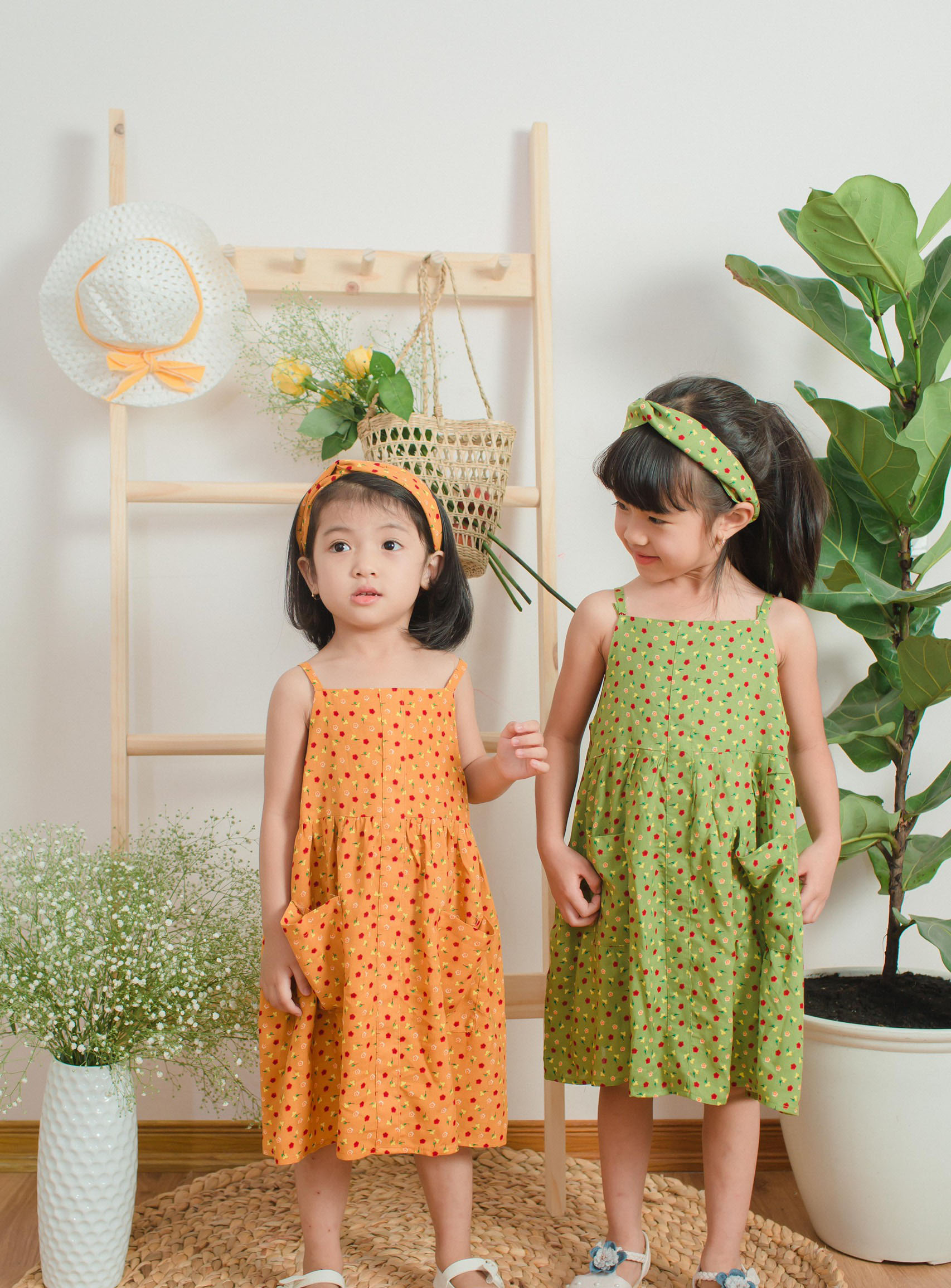 Đầm 2 Dây Bông Nhí Dành Cho Bé Từ 1 Đến 6 Tuổi