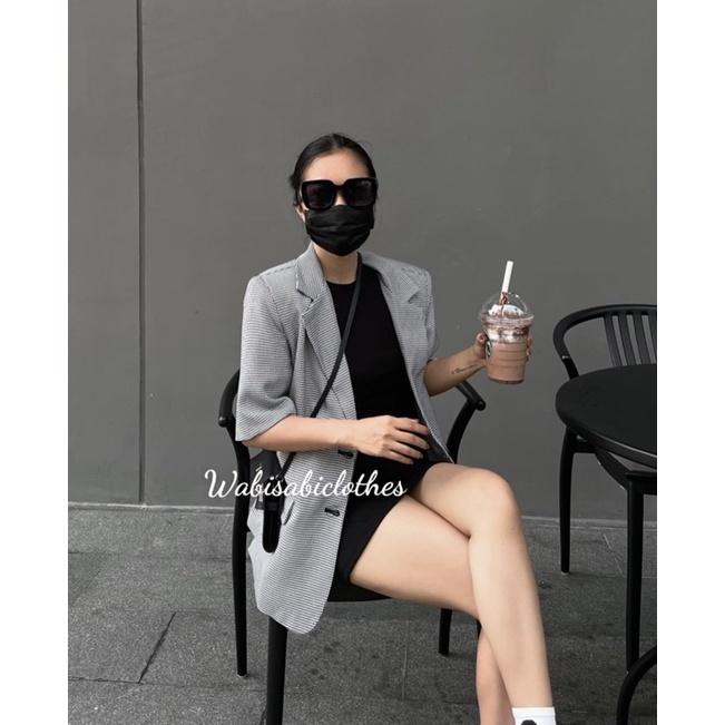 Áo blazer kẻ tay lửng Wabisabi N0606