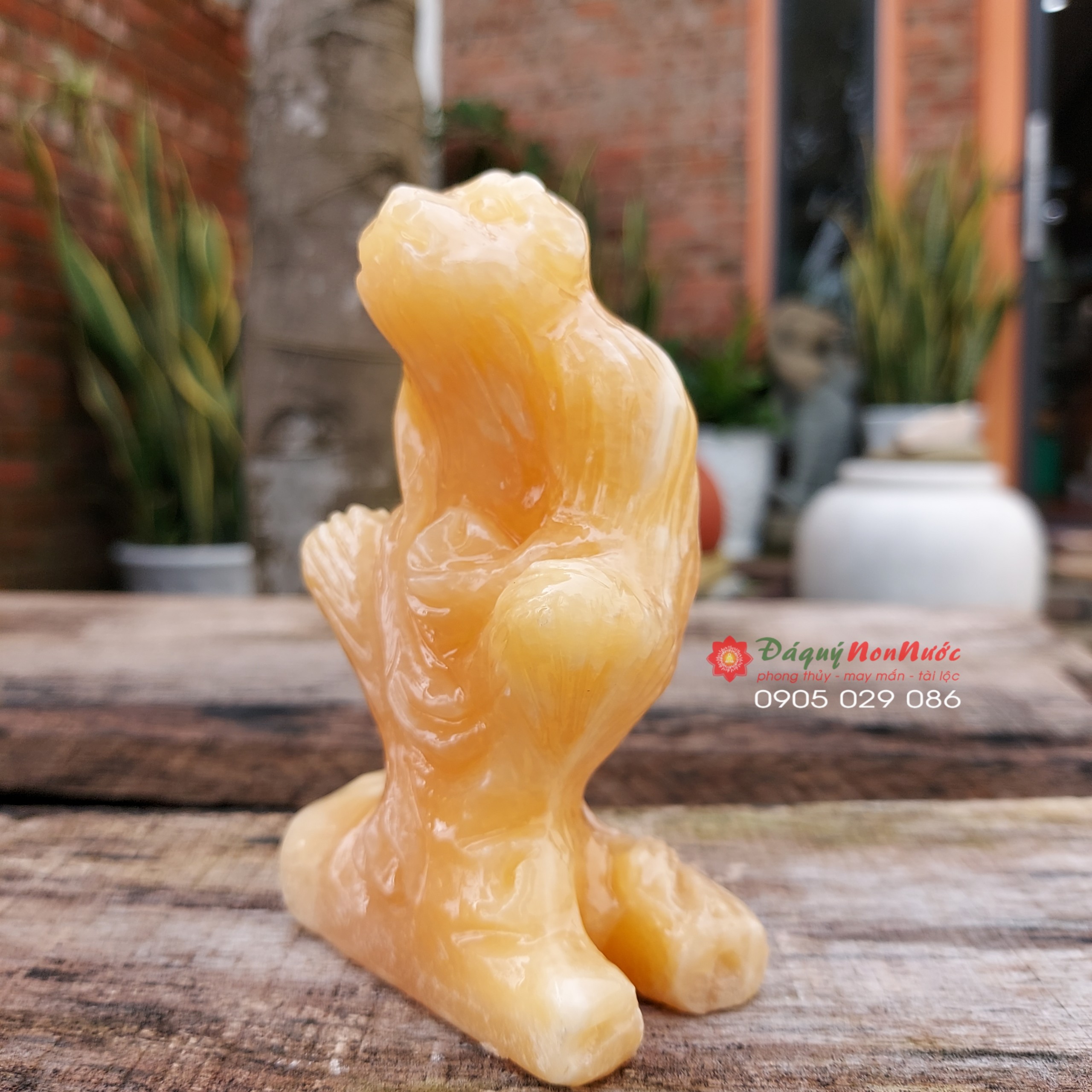 Tượng đá khỉ 12 con giáp phong thủy đá ngọc hoàng long 10cm đá Non Nước