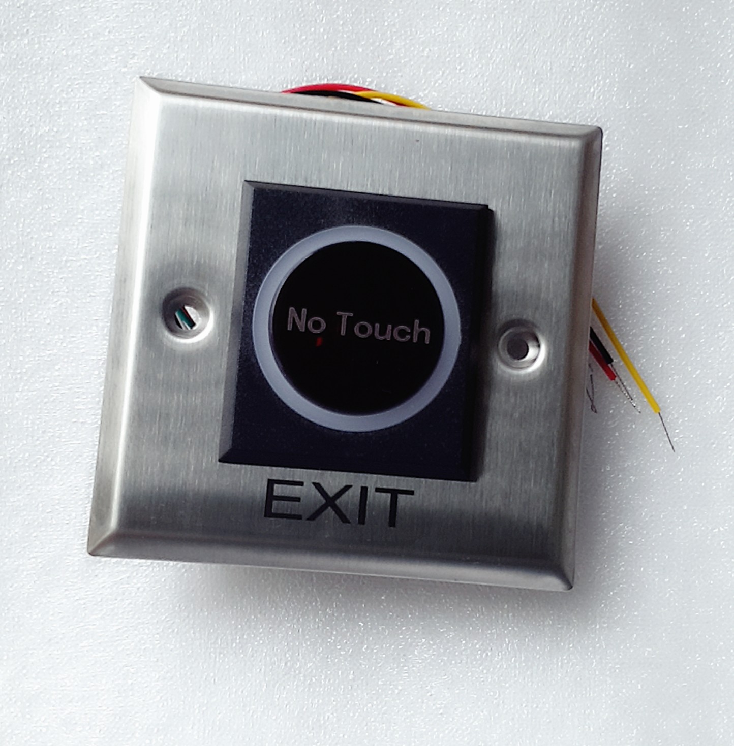 Công tắc Exit mở cửa không chạm