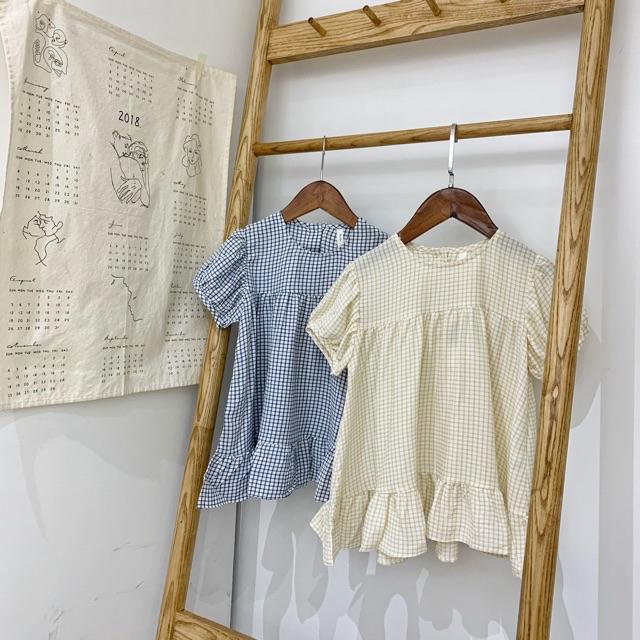 Váy caro tay bồng