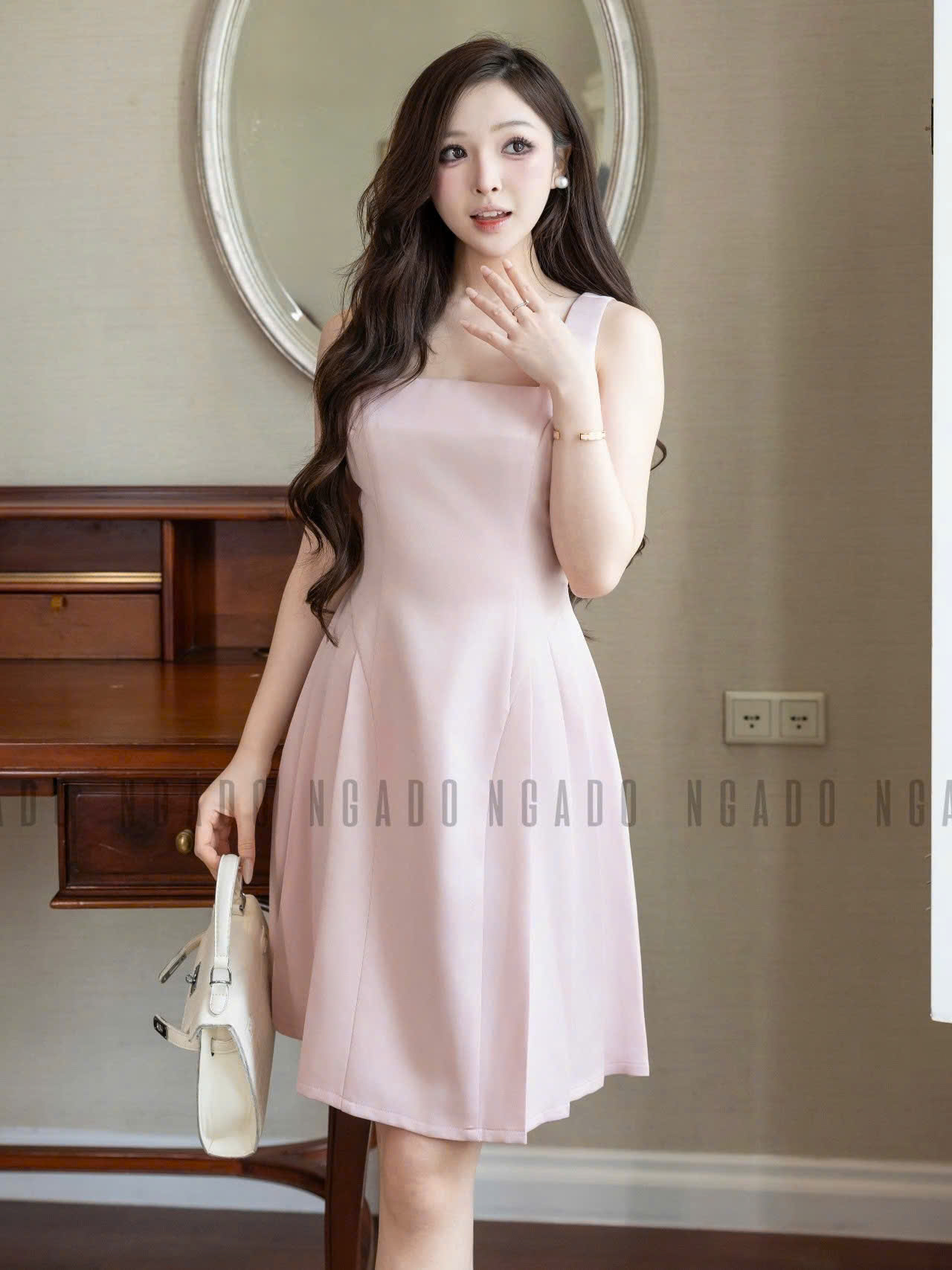 Đầm hồng cổ vuông xếp ly NGADO , đầm xếp ly , đầm dự tiệc , công sở