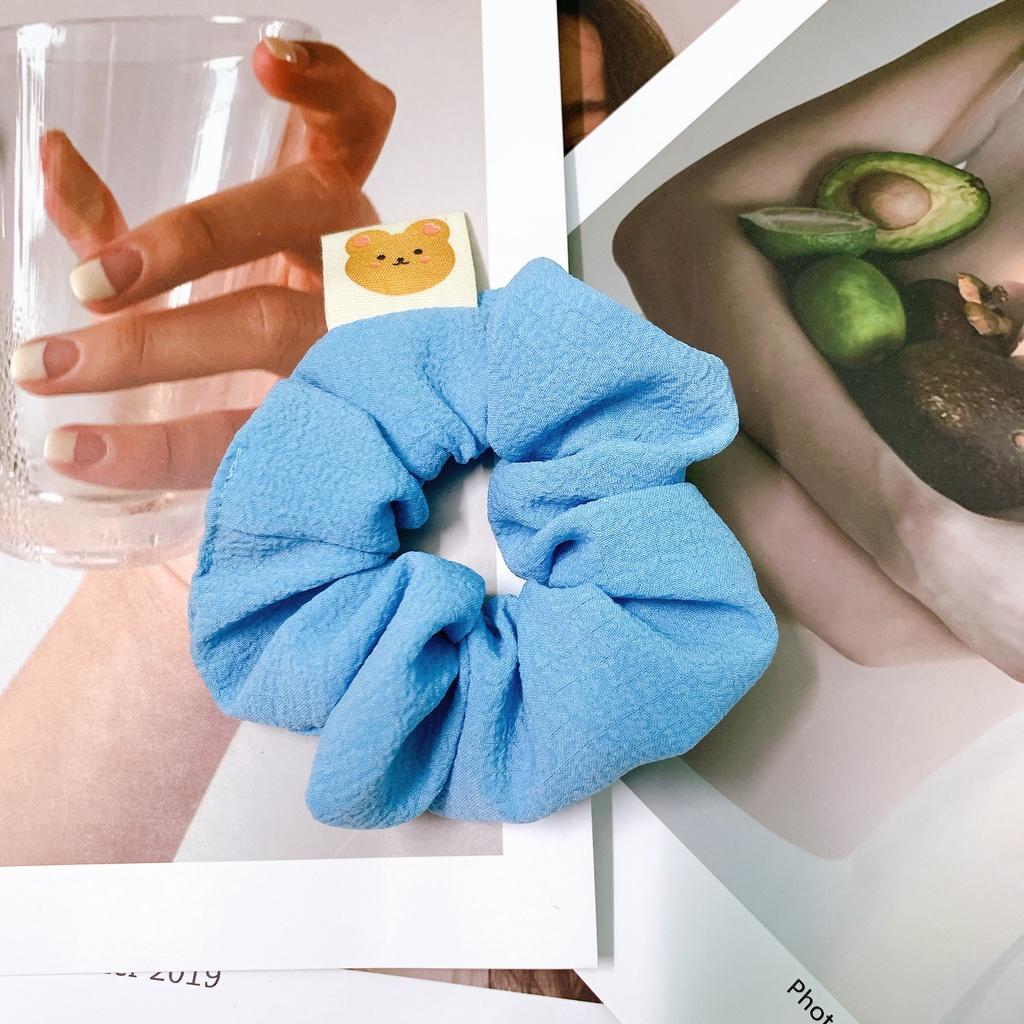 Scrunchies dây cột tóc vải xô đũi phồng có tag gấu xinh xắn nhiều màu dành cho bạn gái