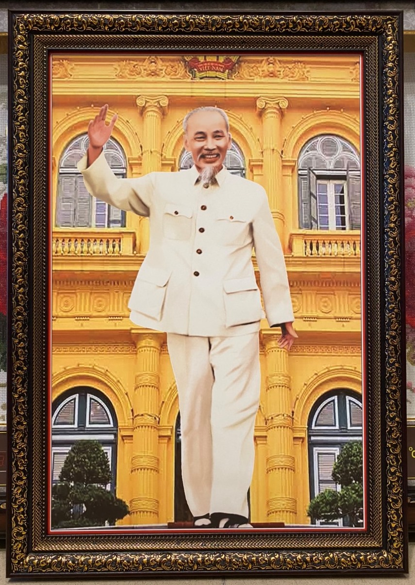 Tranh in dầu , Bác Hồ vẫy tay trong PCT - IN174