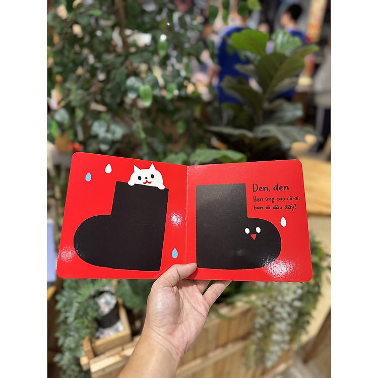 Sách Đỏ, đỏ, đen, đen - Mình cùng vui chơi nhé!