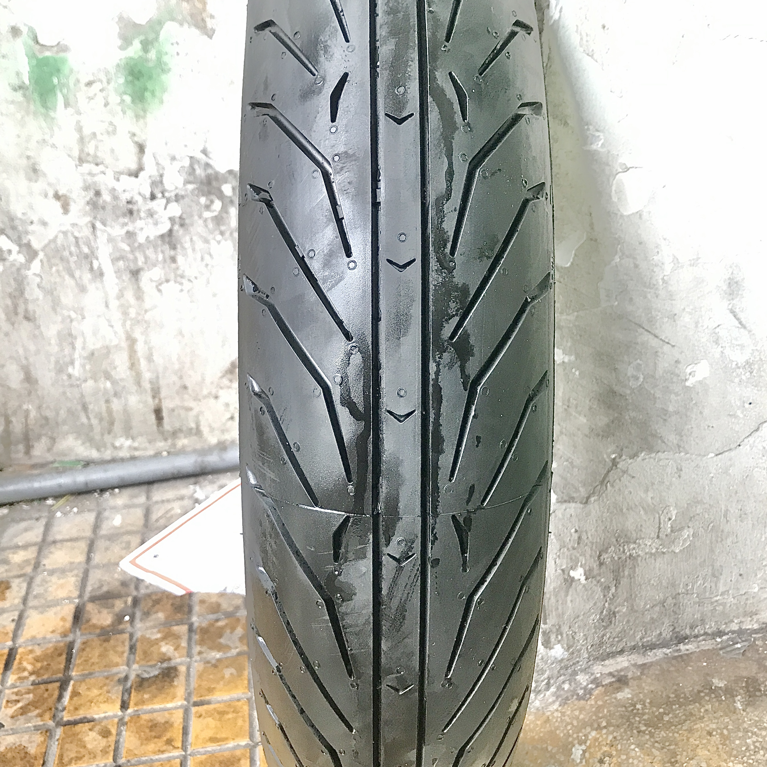 Vỏ xe motor phân khối lớn PKL Pirelli Angel GT 2 120/160/180/190 mâm/vành 17 inch (Đức/Trung Quốc), không ruột (TL)