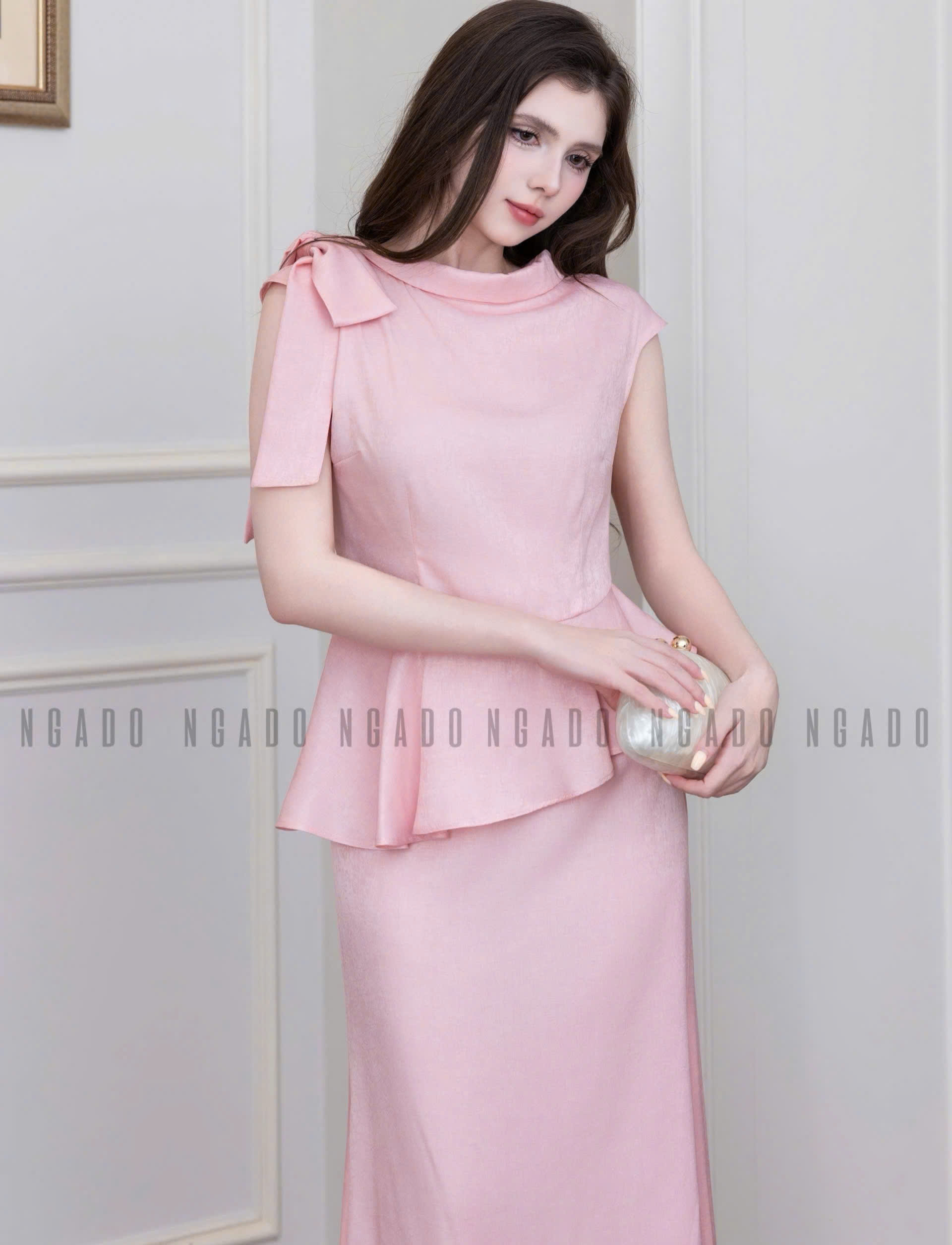 Set áo hồng cột nơ chân váy đuôi cá NGADO , set áo váy midi , set áo váy Nữ , set đồ dự tiệc