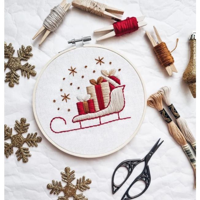 DIY NGUYÊN LIỆU THÊU TAY THỦ CÔNG KÈM KHUNG HOOP merry christmas - KIT THÊU TRANG TRÍ NOEL- BÁCH HÓA NA NA