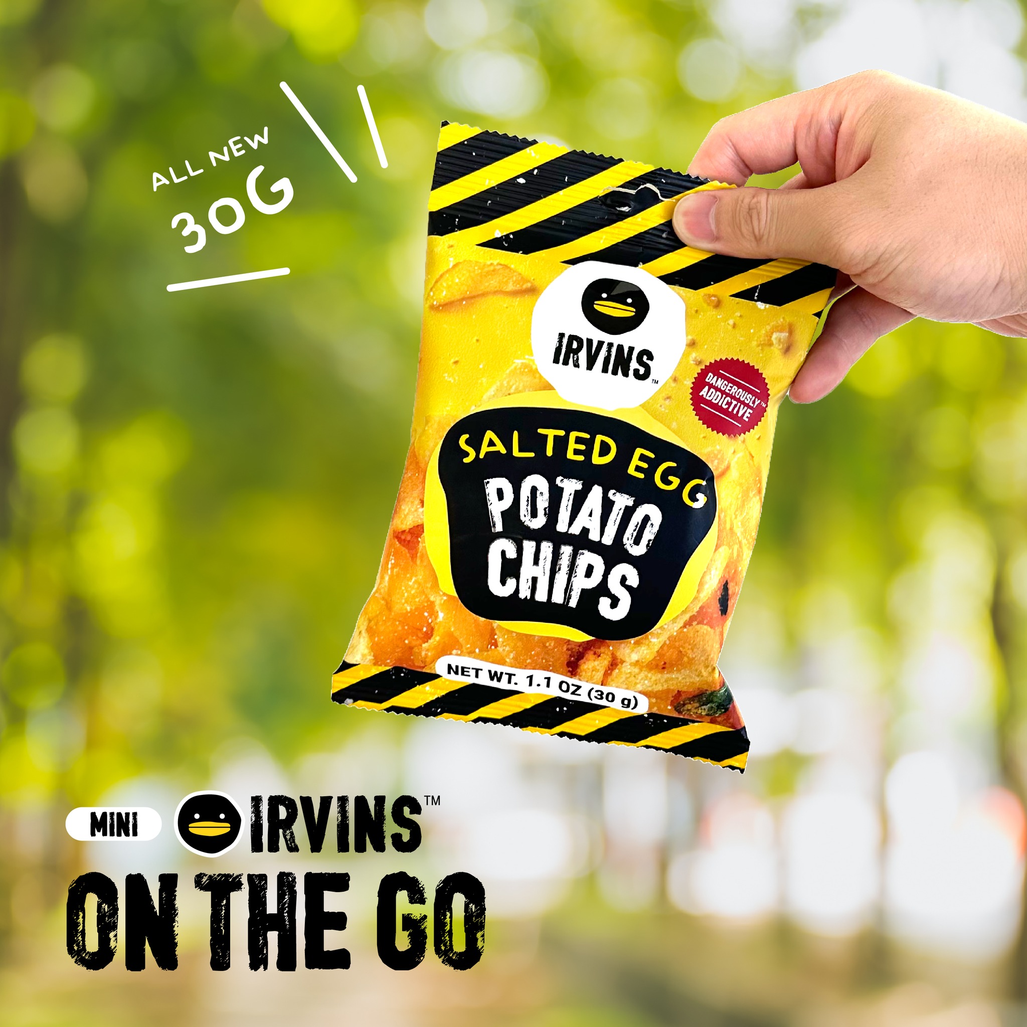 Khoai tây trứng muối 30g IRVINS - Mini Salted Egg Potato Chips 30g