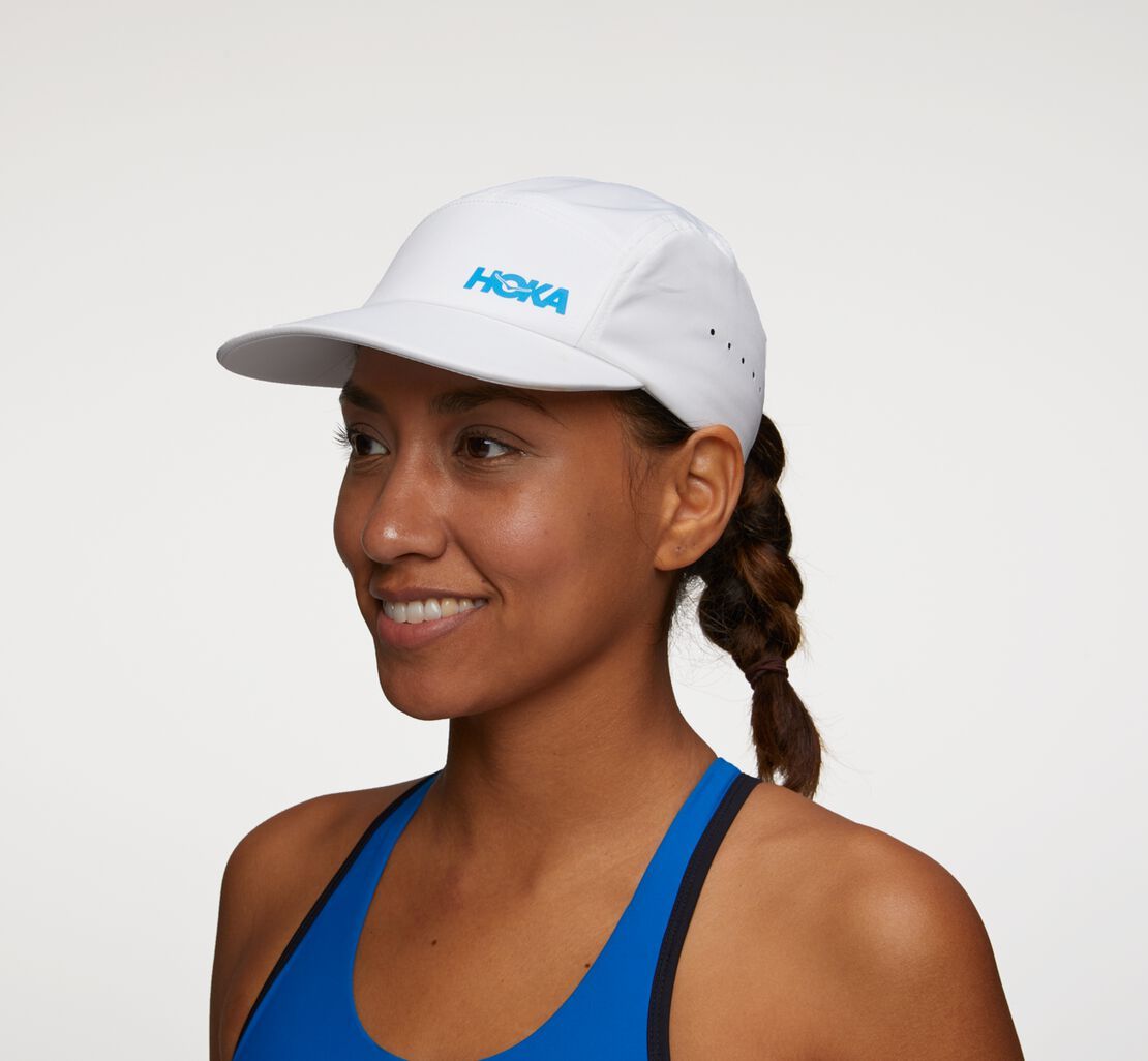 Mũ Chạy Bộ Hoka Performance Hat - White