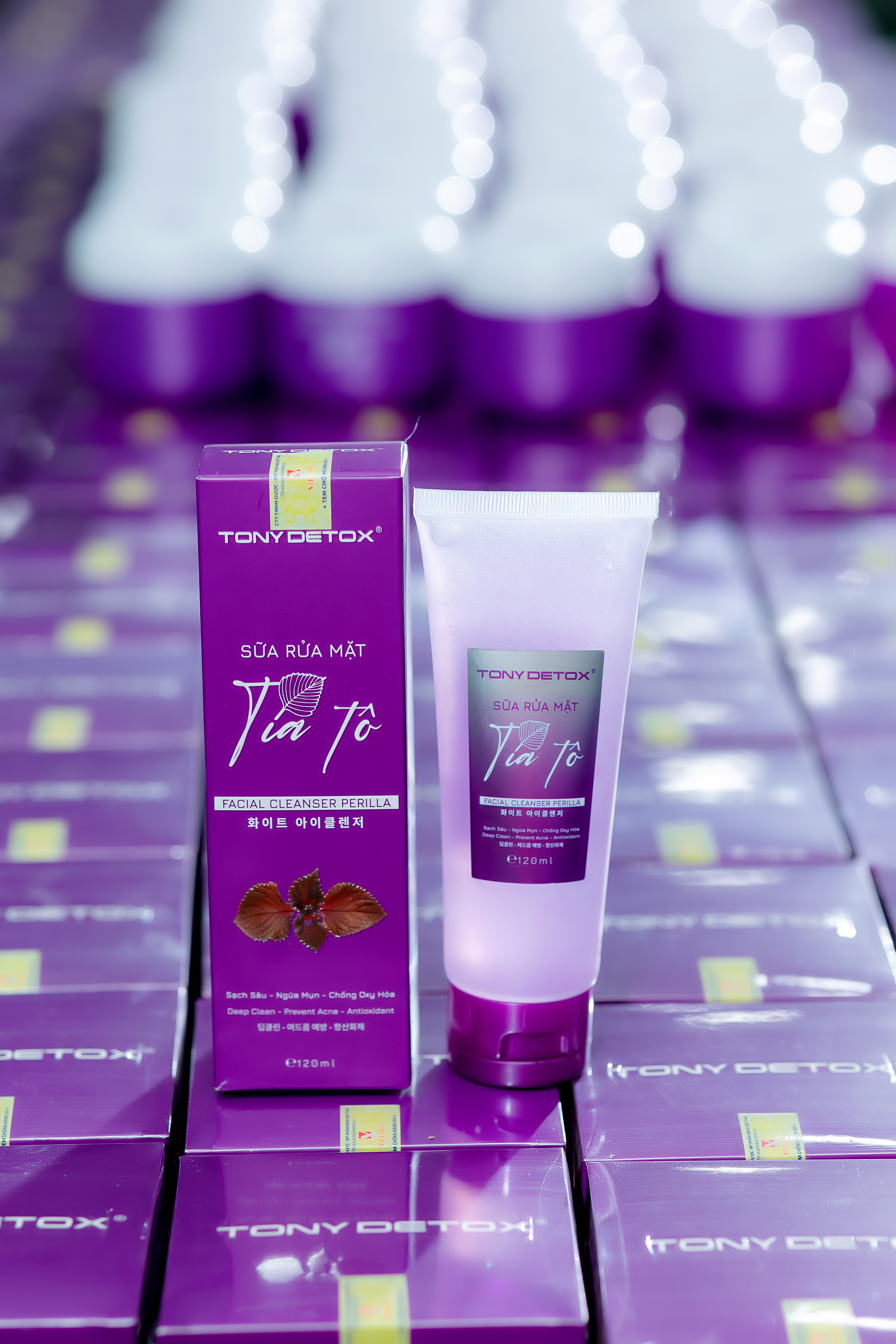 Sữa Rửa Mặt Ngừa Mụn Chiết Xuất Tía Tô Tony Detox, Sáng Mịn Da, Mờ Thâm Nám, Chống Oxy Hóa, 120ml by Lâm Khánh Chi