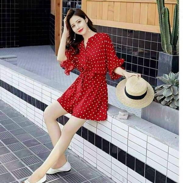 JUMPSUIT CHẤM BI THẮT NƠ TAY LOE