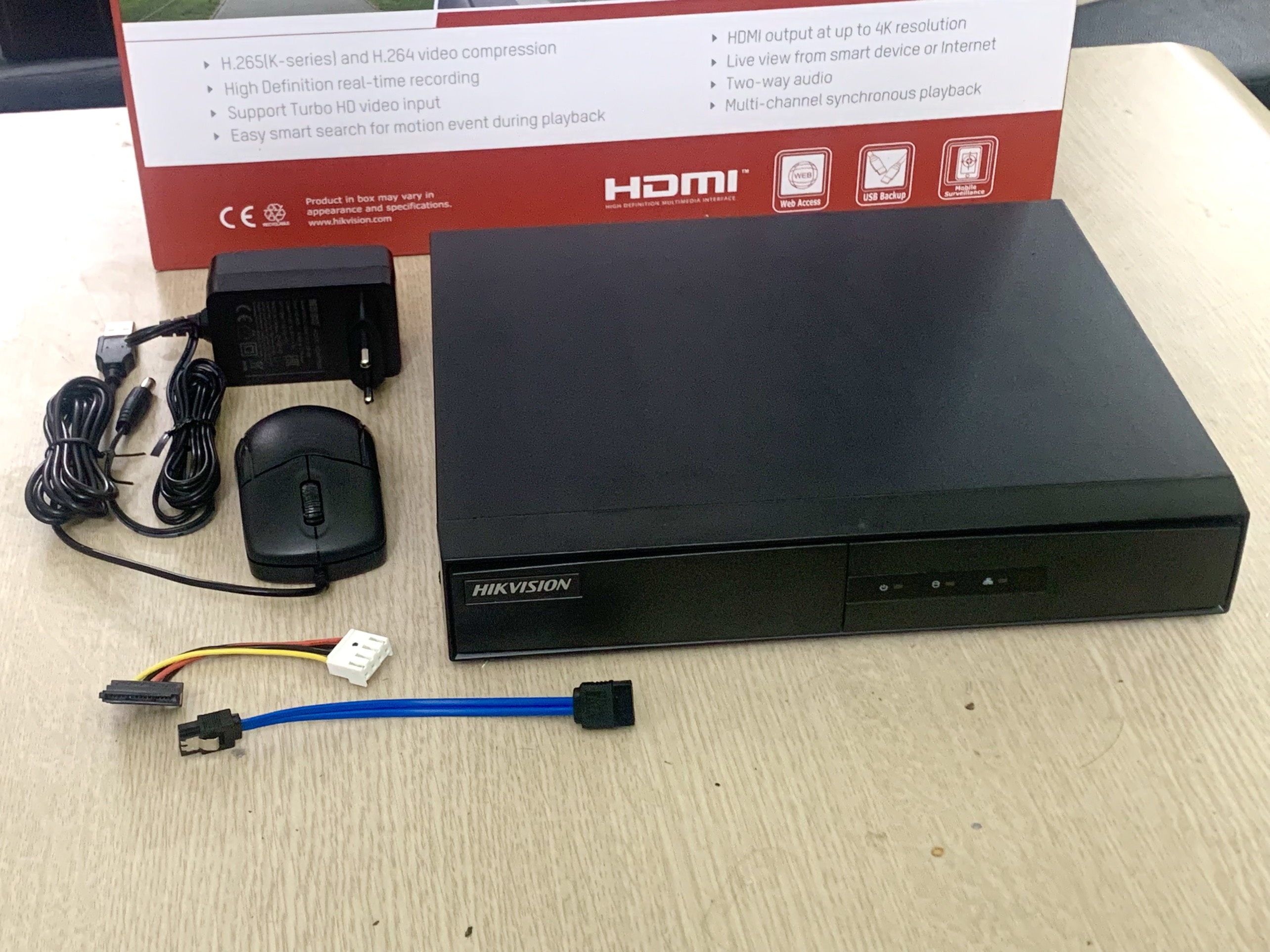 Đầu Ghi Camera  Turbo HD 3.0 DVR 8 Kênh Hikvision DS-7108HGHI-F1/N - Hàng Chính Hãng
