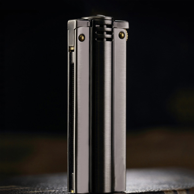 Vỏ Hột Quẹt Bật Lửa Xăng Đá Zorro Z557 Thiết Kế Đẹp Độc Lạ - Dùng Xăng Bấc Đá Cao Cấp