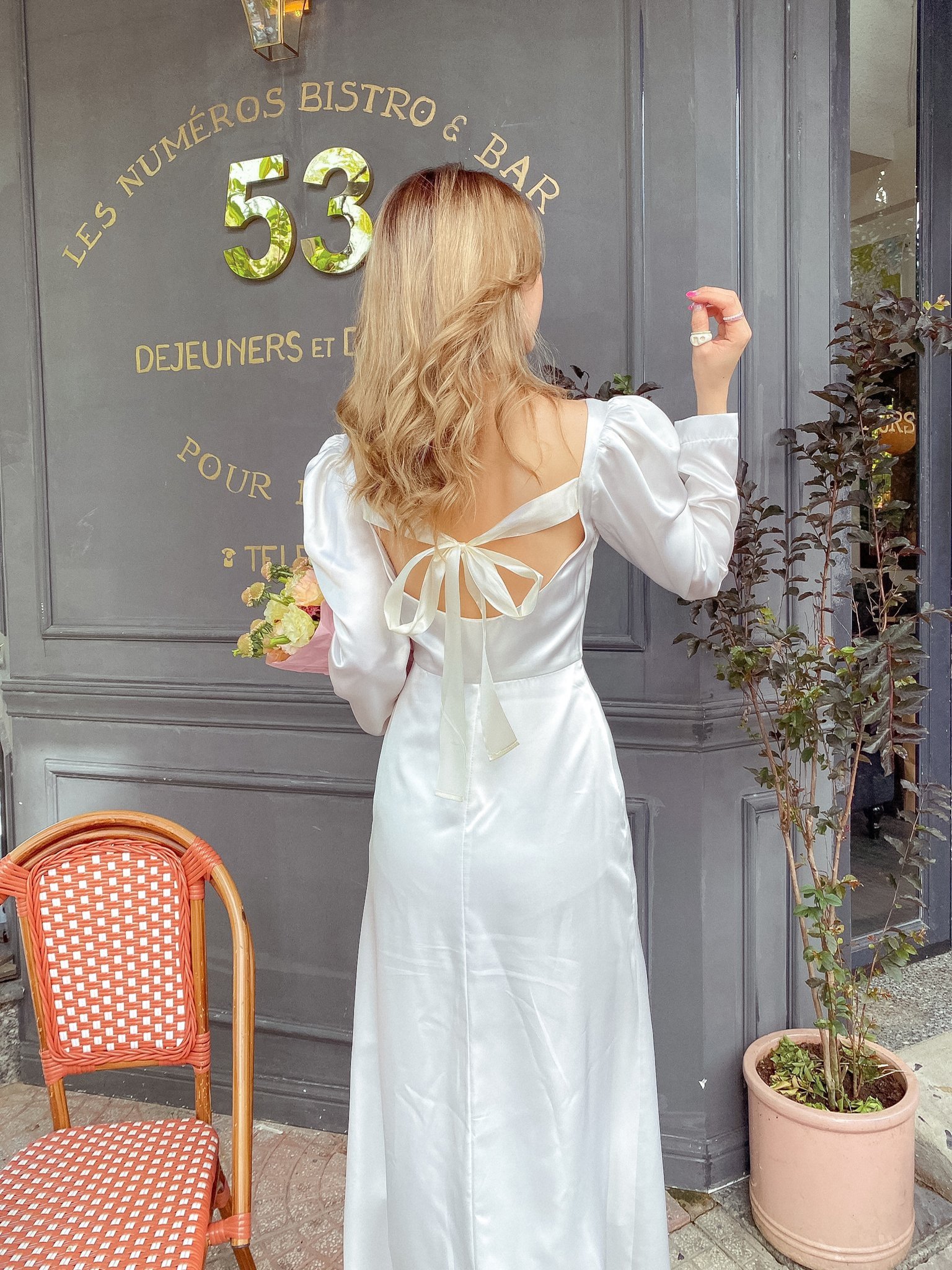 Đầm lụa trắng tay phồng khoét lưng Rivie Dress Gem Clothing SP060650