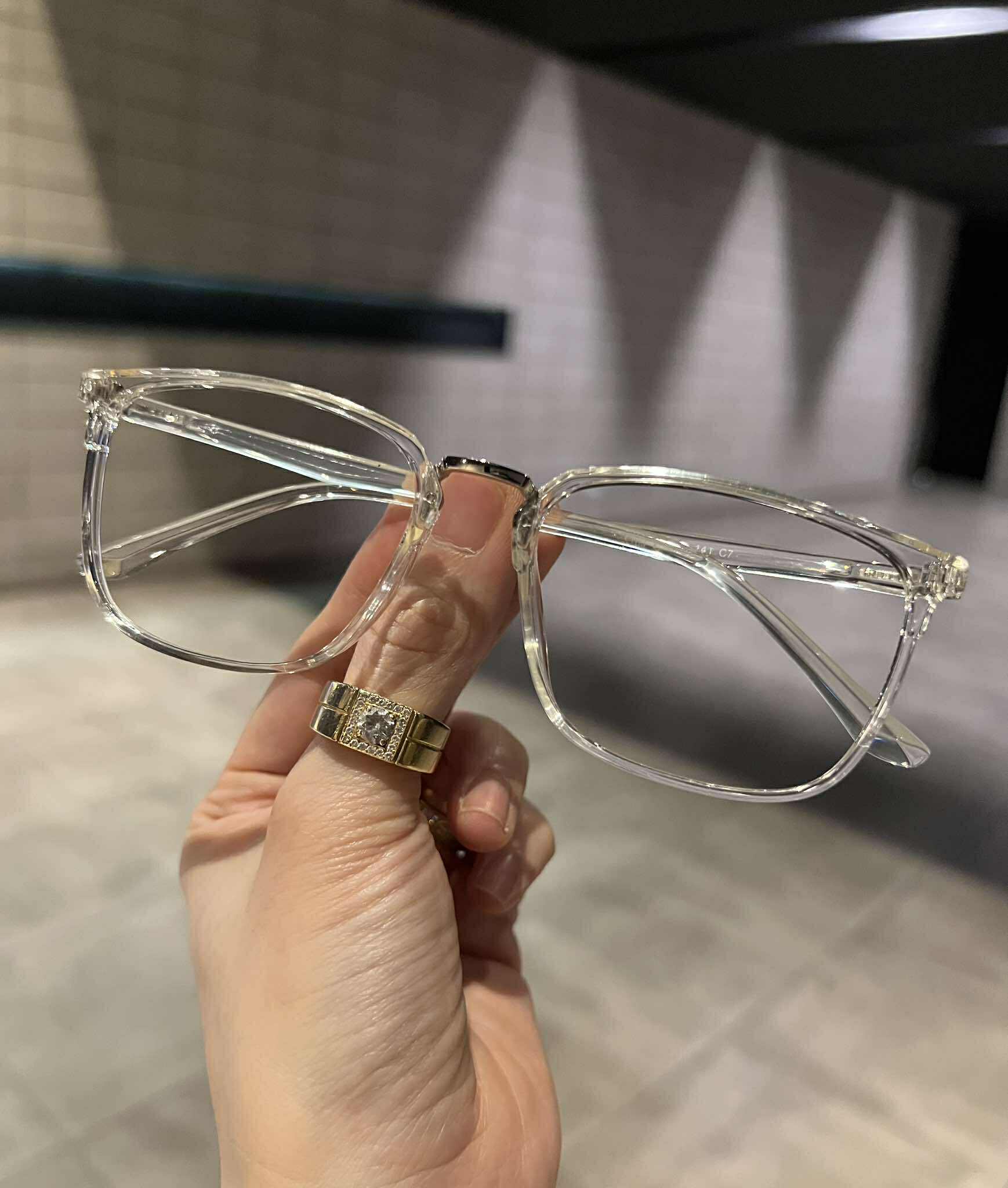 Kính Mắt vuông trong suốt gọng nhựa dẻo nhẹ