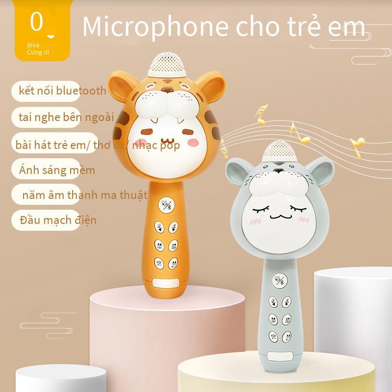 Khuyến mãi để xoa dịu trẻ em micro nhỏ đồ chơi trẻ em máy hát karaoke âm thanh tích hợp micro không dây bluetooth quà tặng