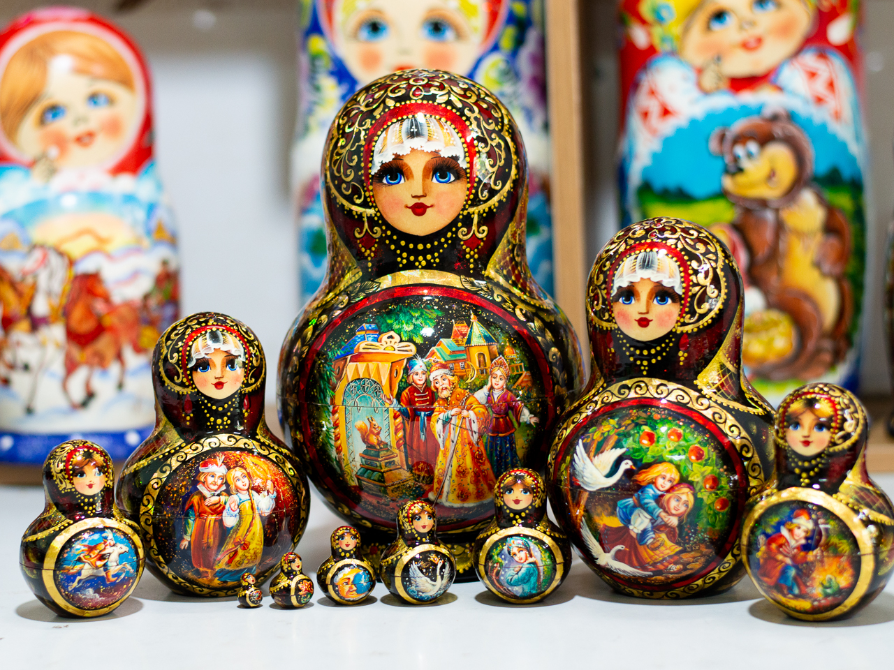 BỘ BÚP BÊ NGA MATRYOSHKA 10 LỚP CAO 22CM VẼ HOA VĂN "CHUYỆN CỔ TÍCH PUSHKIN" CỰC ĐẸP VÀ SANG TRỌNG ĐỘC ĐÁO