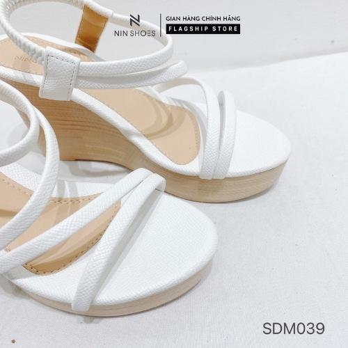 Giày sandal nữ Ninshoes - Sandal cao gót 9p đế xuồng mũi tròn quai chun dây chéo hot trend 2023