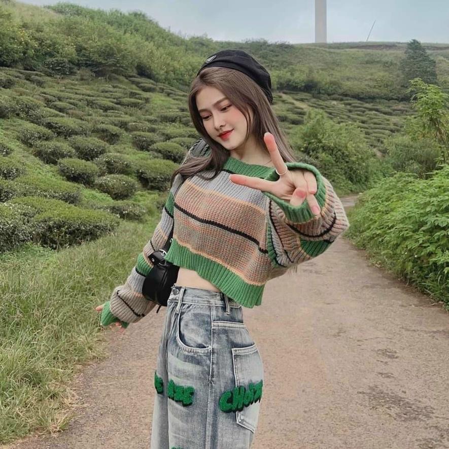 [L2M] Áo len nữ Montoghi dệt kim cổ tròn TAY DÀI dáng CROPTOP kẻ sọc xanh loại 1 phong cách Hàn Quốc cá tính