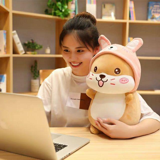 Gấu bông gối ôm chuột hamster mũ hồng vải co dãn 4 chiều Hàn Quốc - GB21