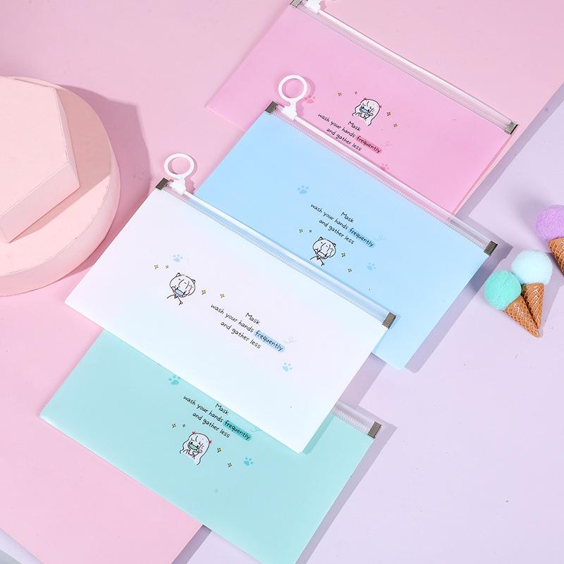Túi Đựng Khẩu Trang Bằng Nhựa Có Khóa Kéo In Hình Kỳ Lân Dễ Thương