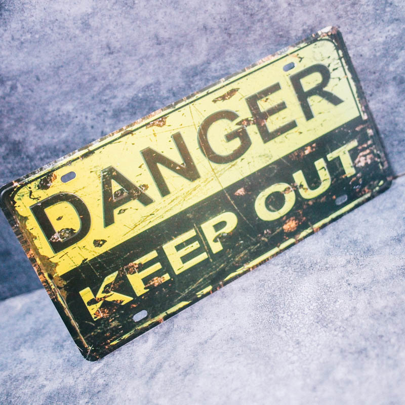 Danger keep out - Biển số 15x30cm vintage decor trang trí