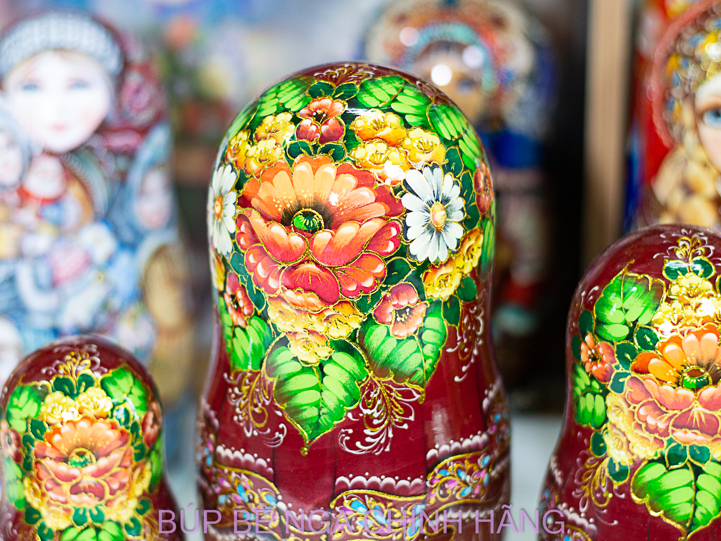 BỘ BÚP BÊ NGA MATRYOSHKA CAO CẤP 7 LỚP 22CM HOA VĂN "THIẾU NỮ THÔN QUÊ NGA" CỰC ĐẸP VÀ NỮ TÍNH, SANG TRỌNG, ĐẸP MẮT