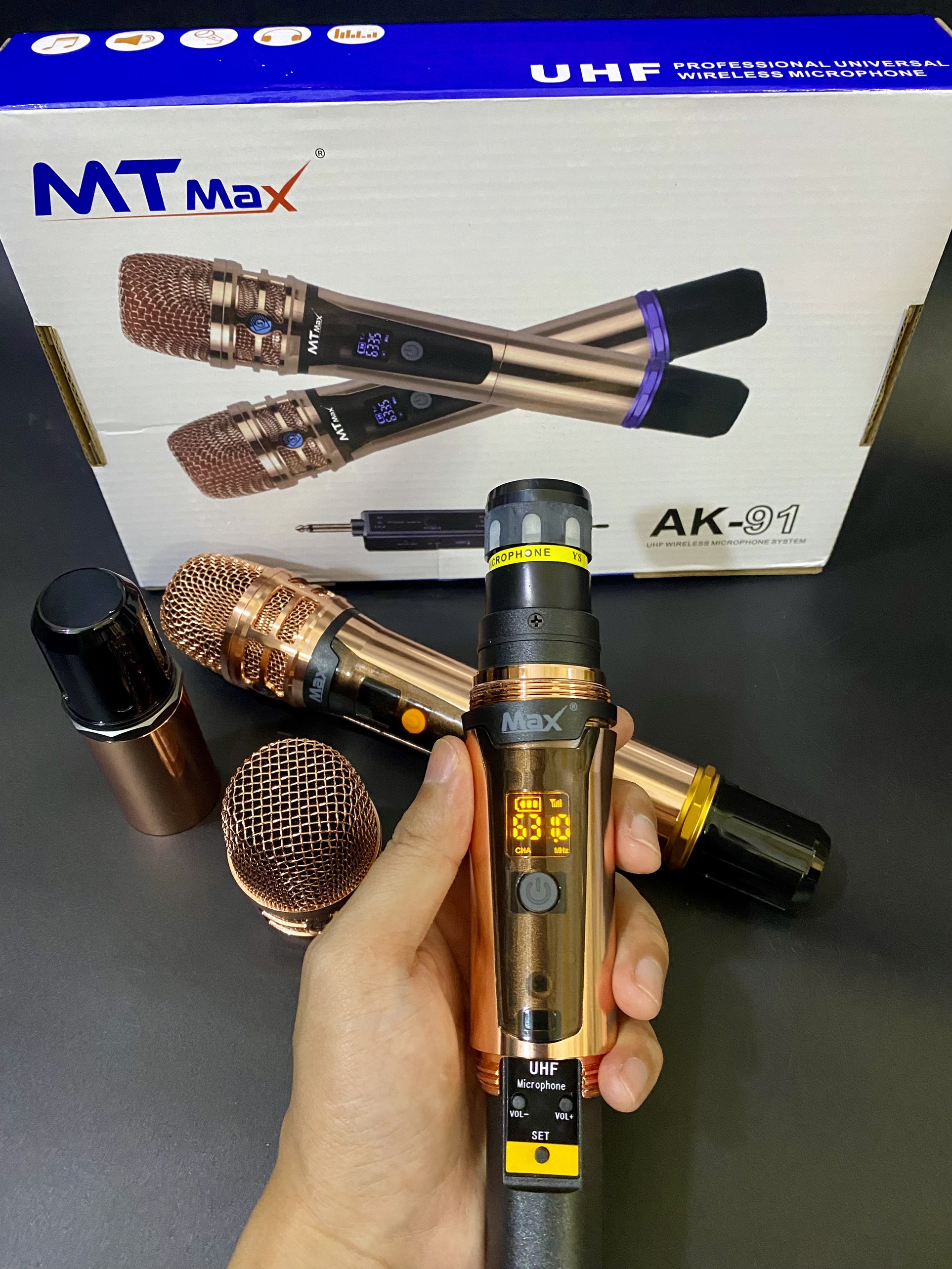 Micro không dây đa năng MTMAX AK91 - Micro không dây giá tốt, sử dụng cho mọi loại thiết bị âm thanh - Micro dành cho loa kéo, loa bluetooth, amply thích hợp karaoke gia đình, sân khấu hội họp tiệc tùng