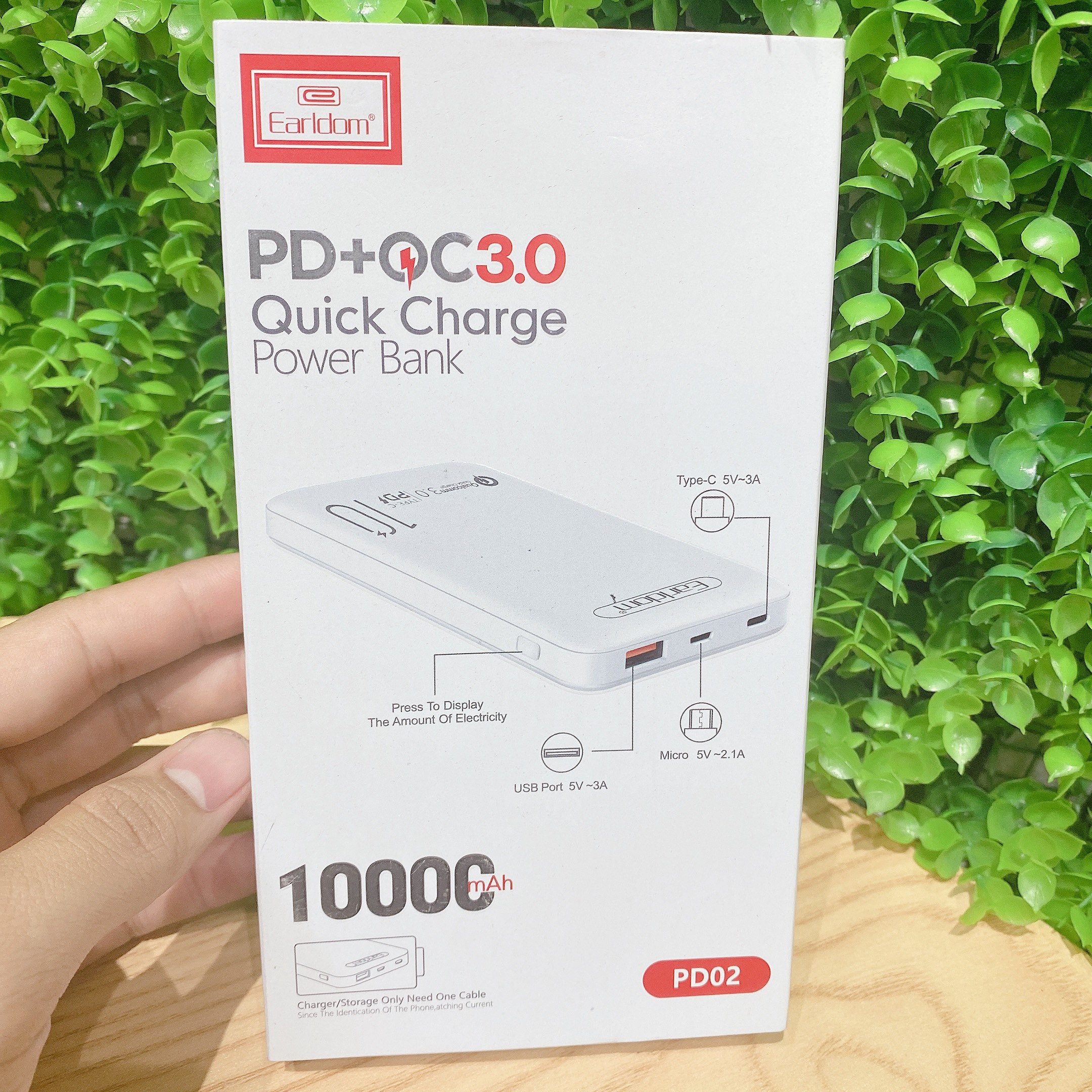 Sạc Dự Phòng Earldom PD-02 dung lượng 10000 mAh hàng chính hãng màu trắng