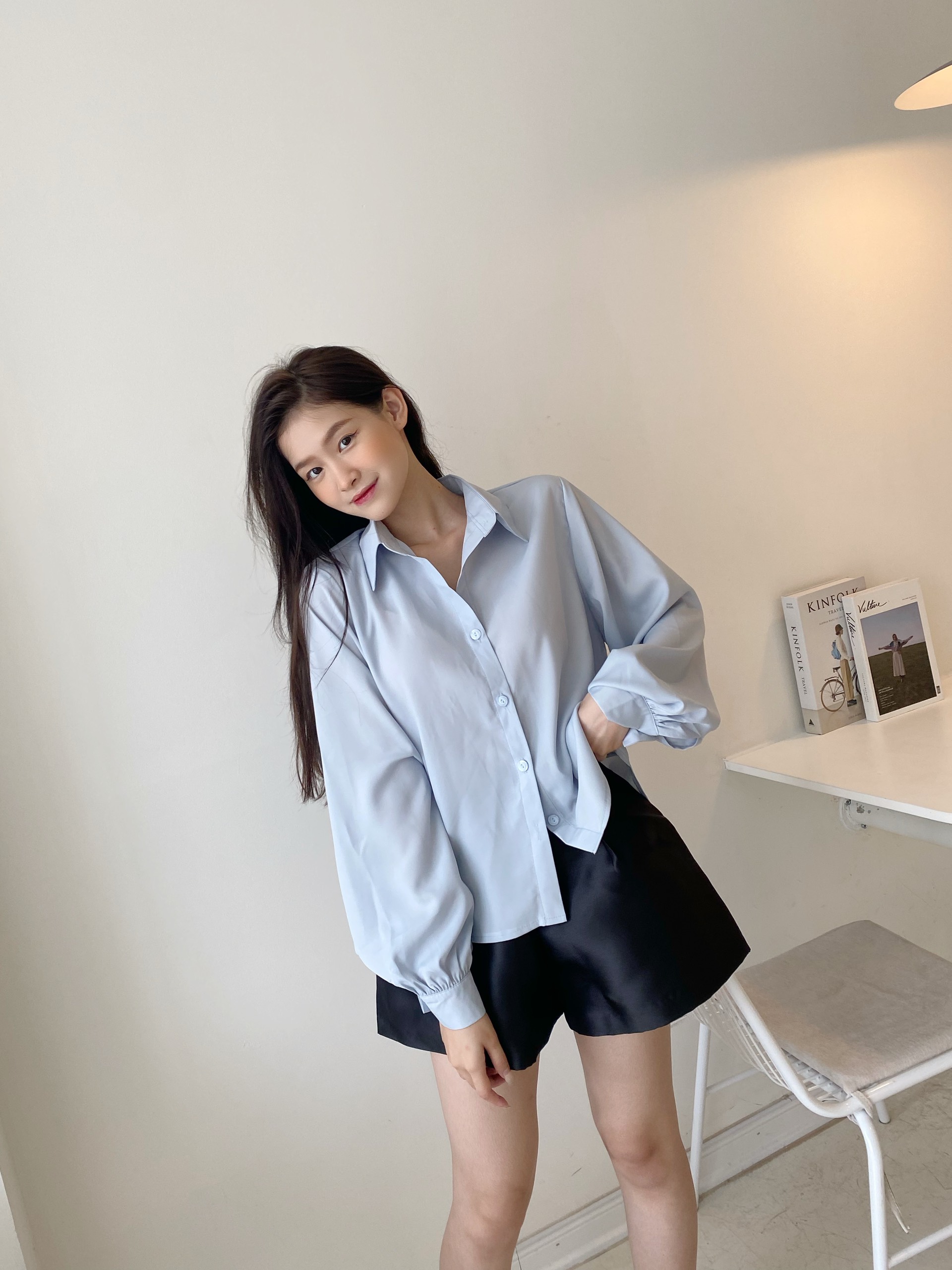 YU CHERRY | Áo sơ mi nữ tay bồng đuôi cá Freesize Basic Shirt YA432