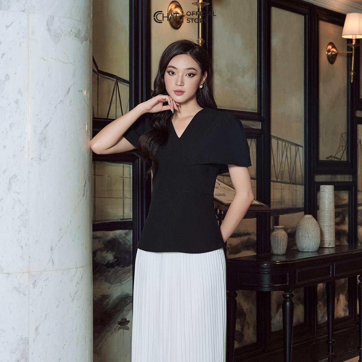 Áo Kiểu Nữ Dáng Peplum Cổ V Cắt Thân Trước Chất Tuytsi Cao Cấp Mềm Mịn 53ANS2014PT