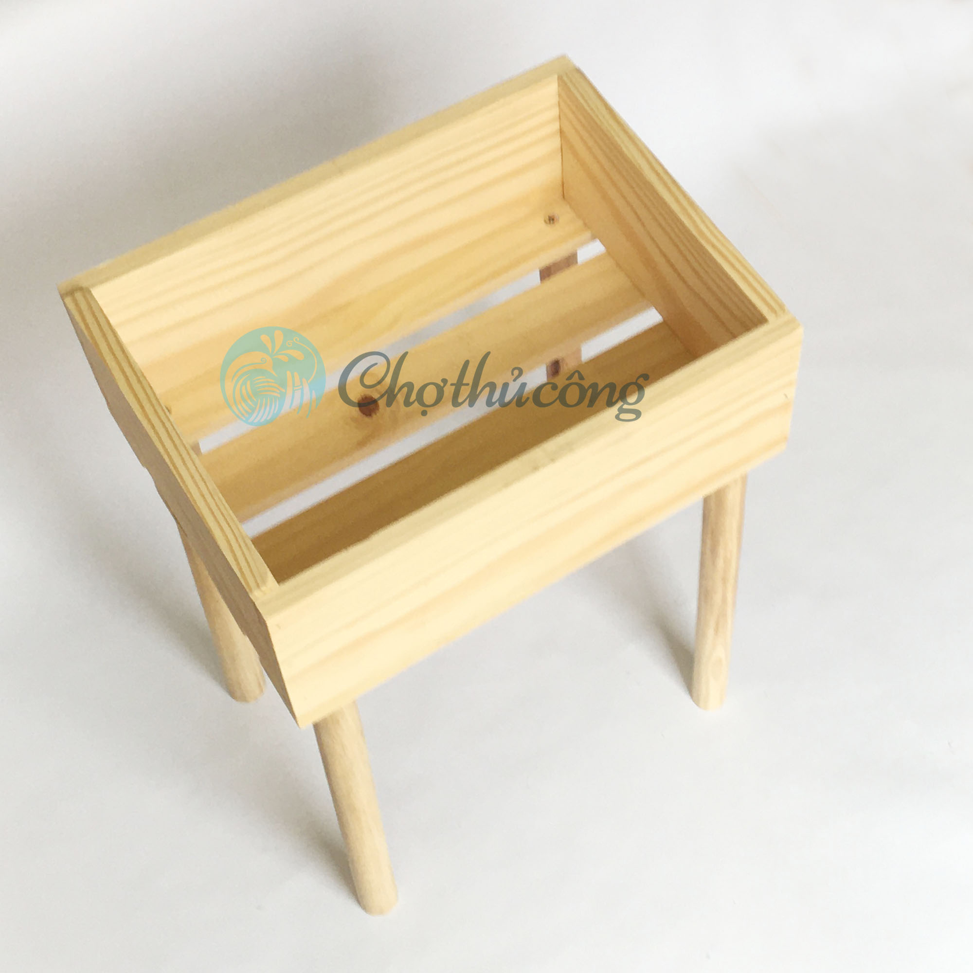 Chậu gỗ trồng cây trang trí từ gỗ thông tự nhiên, chậu trồng cây gỗ pallet - kệ gỗ khay gỗ decor có chân