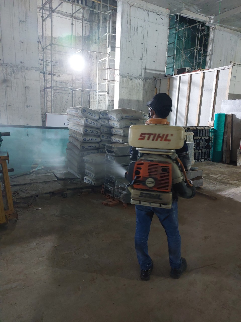 Thuốc xử lý muỗi thế hệ mới PERFAM 500EC chai 1000ml