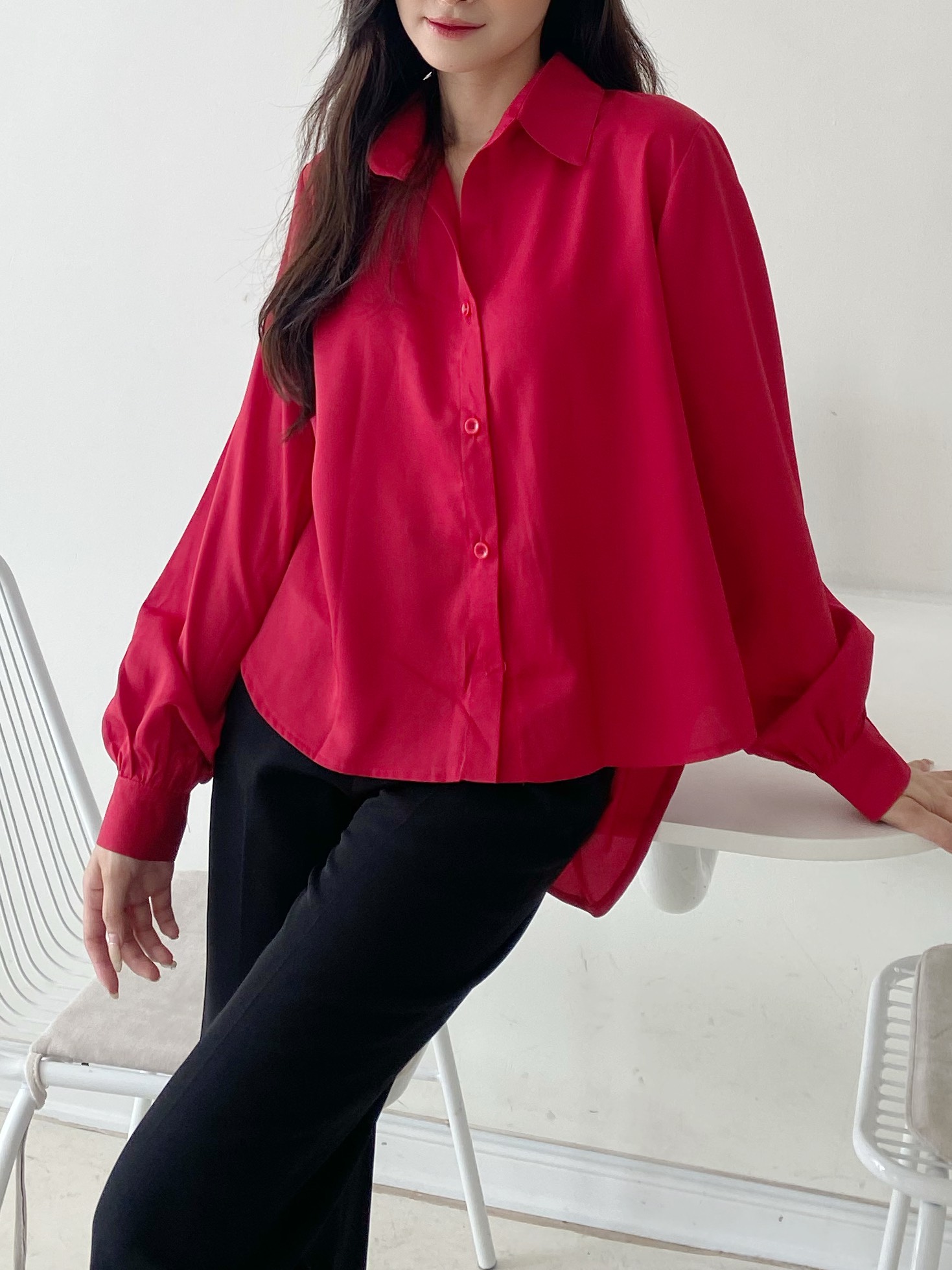 YU CHERRY | Áo sơ mi nữ tay bồng đuôi cá Freesize Basic Shirt YA432