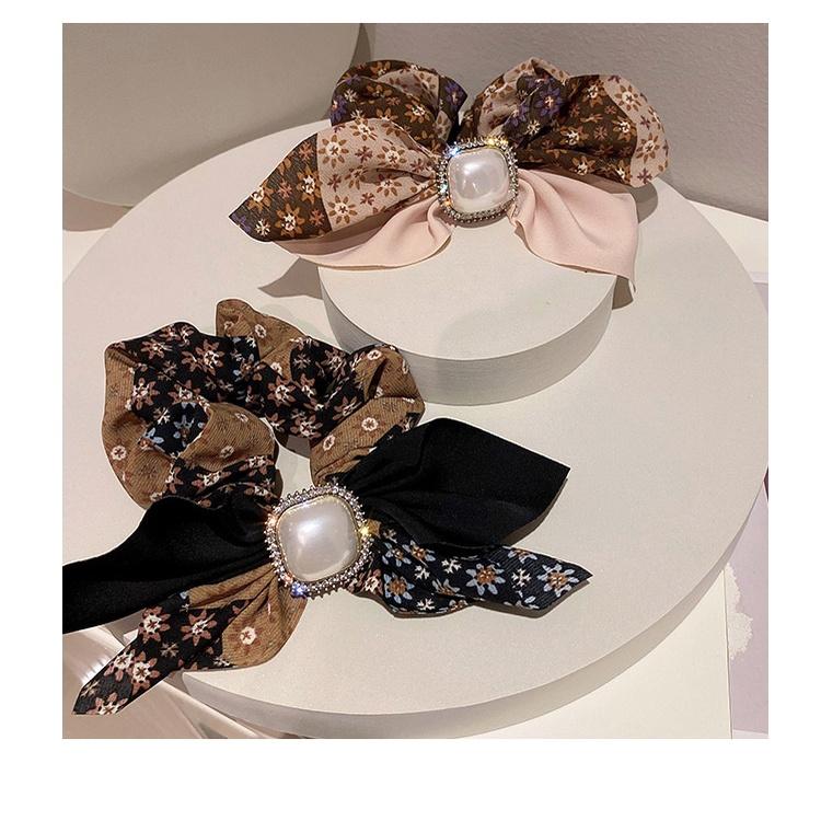 PK773 Scrunchies buộc tóc nhiều tông be, đính hạt; style hoàng gia nhiều lớp sang chảnh