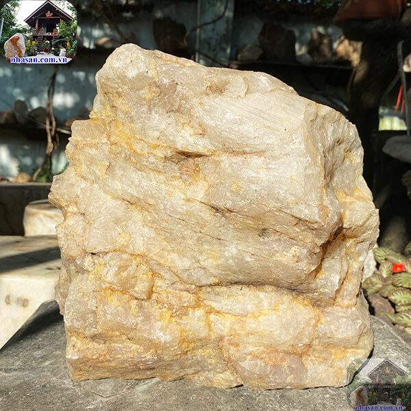 Trụ Đá Thạch Anh Hồng Thô Tự Nhiên Nguyên Khối Trấn Trạch nặng 16 kg ) - K155