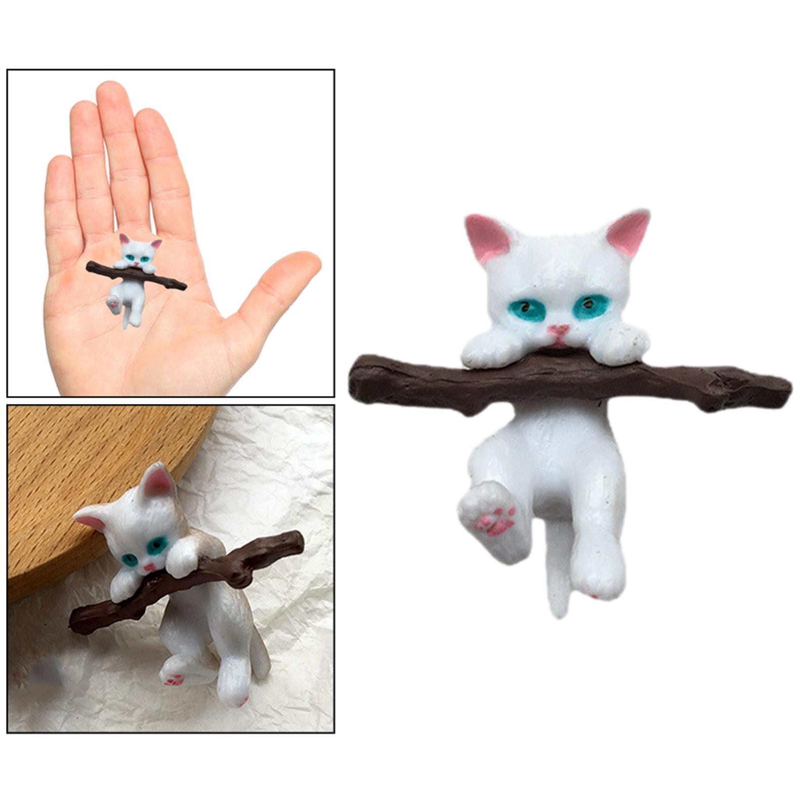 Branch Cat Car Pendant 3D Resin Pendant  for Women