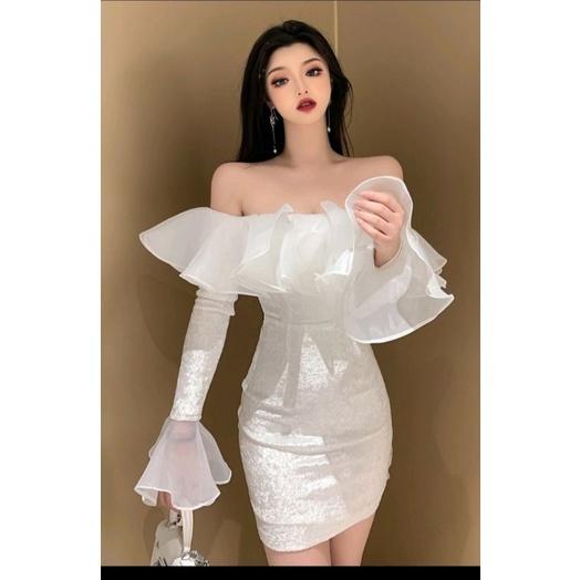 Đầm dự tiệc, váy ôm trễ vai trắng phối bèo. Váy trắng dự tiệc.