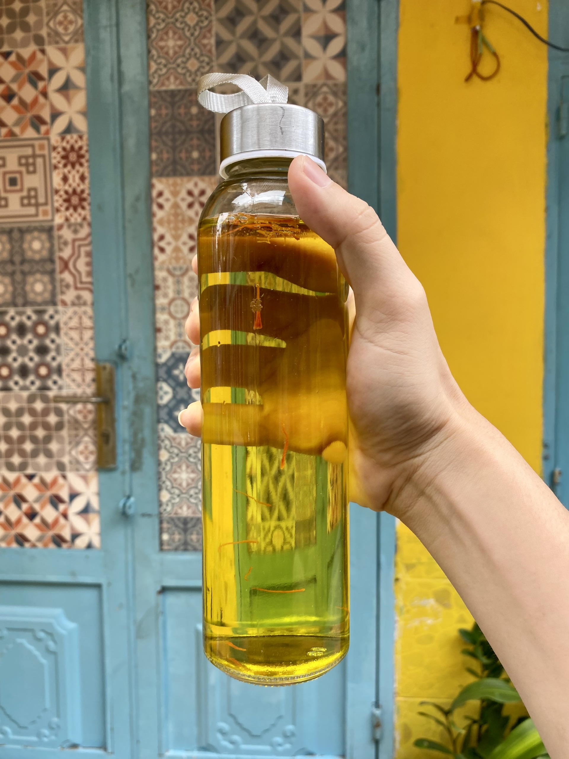 Bình nước thủy tinh saffron Kingdom Herb cao cấp 500ml