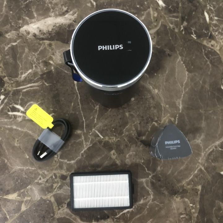 Máy khử mùi, lọc không khí dạng cốc trên xe ô tô Philips GP5601