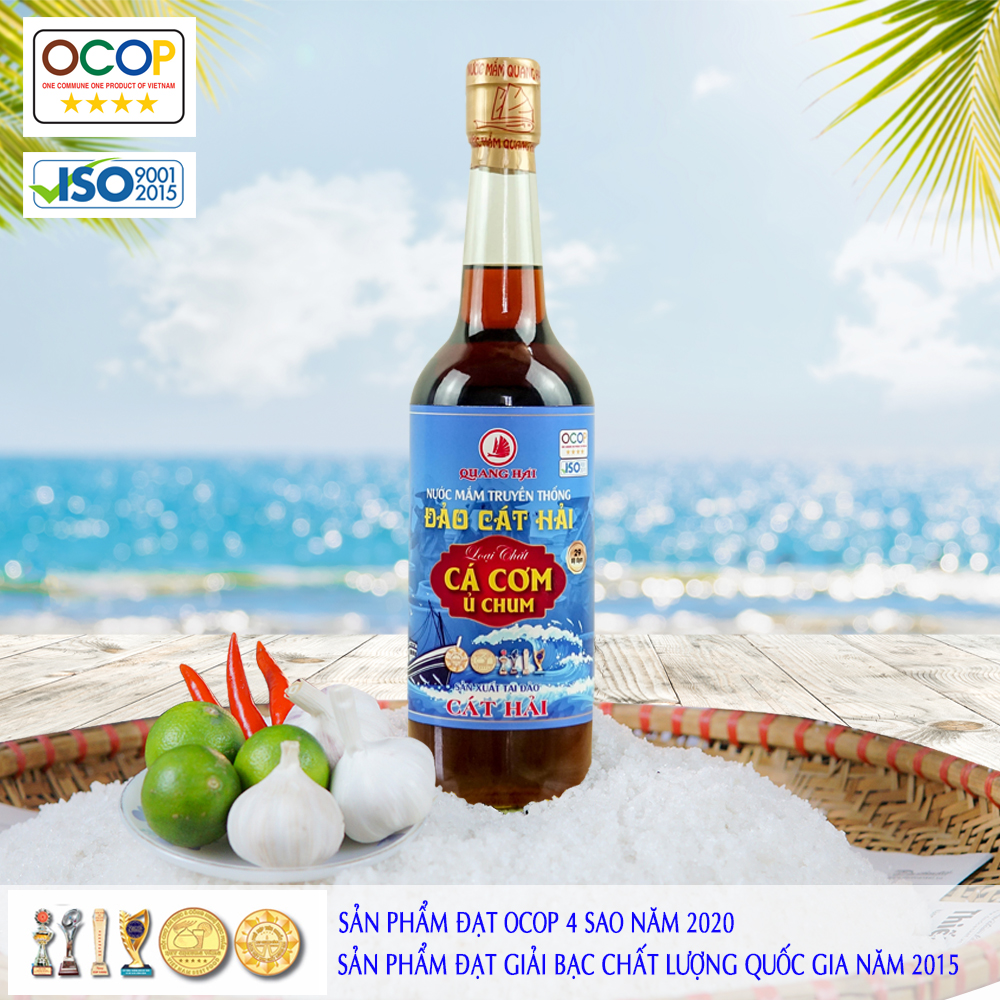 Nước Mắm Truyền Thống Cát Hải - Quang Hải, loại Chắt Cá Cơm Ủ Chum 29ºN, chai 650ml