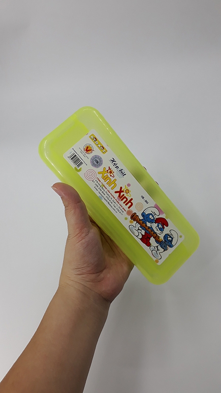 Hộp Bút Nhựa Kid Kit Xinh Xinh DCHS-003 - Màu Vàng