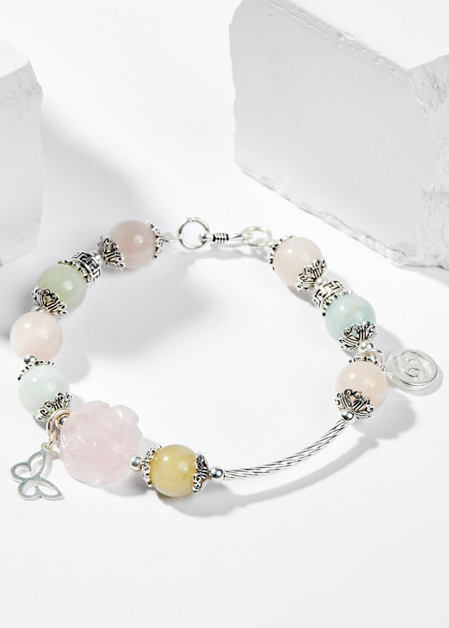 Vòng Tay Phong Thủy Nữ Đá Beryl Phối Hoa Mẫu Đơn Nhiều Mệnh Ngọc Quý Gemstones