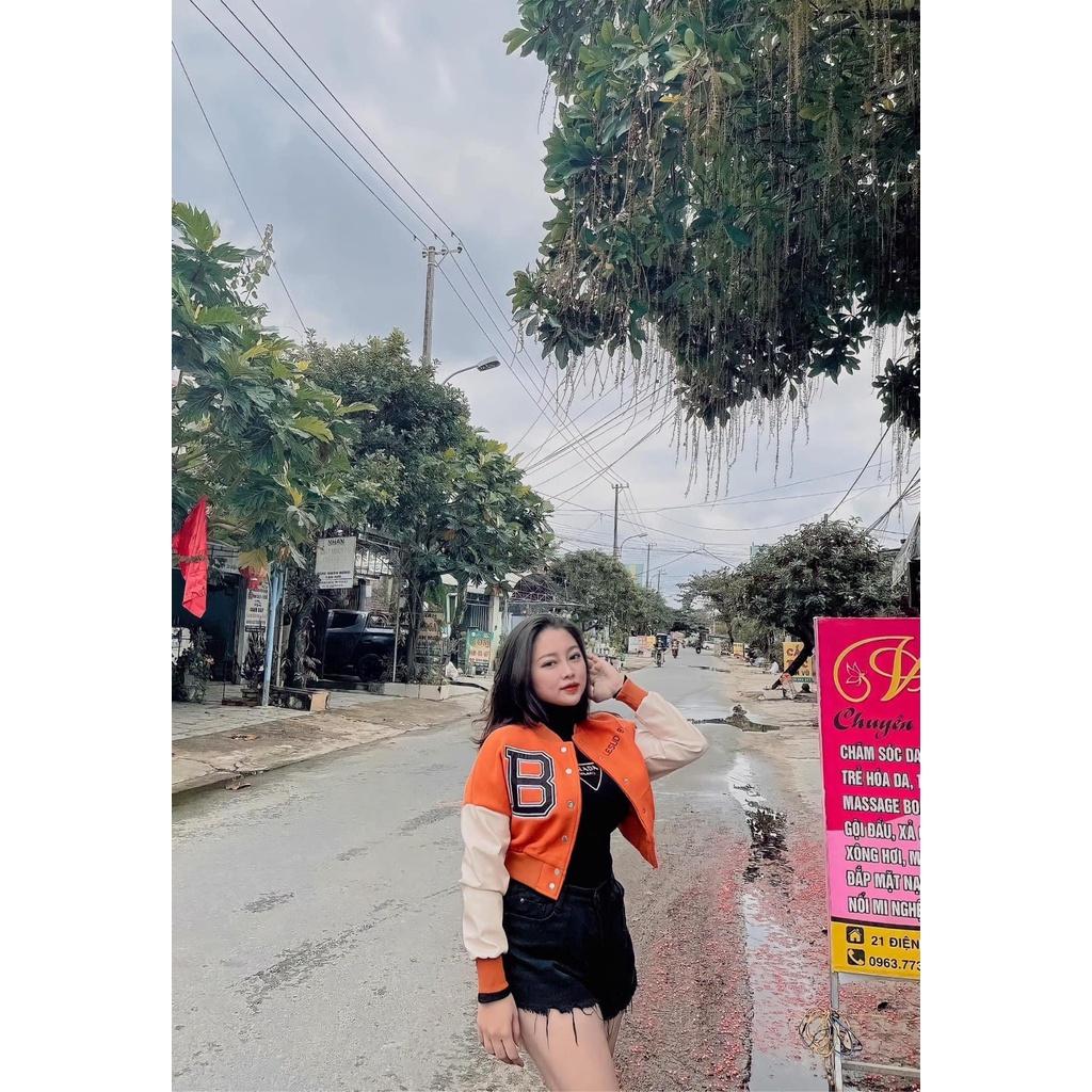 ÁO KHOÁC BOMBER CROPTOP VẢI NỈ NỮ, ÁO KHOÁC BOMBER BÓNG CHÀY CROPTOP NỮ CHỮ B