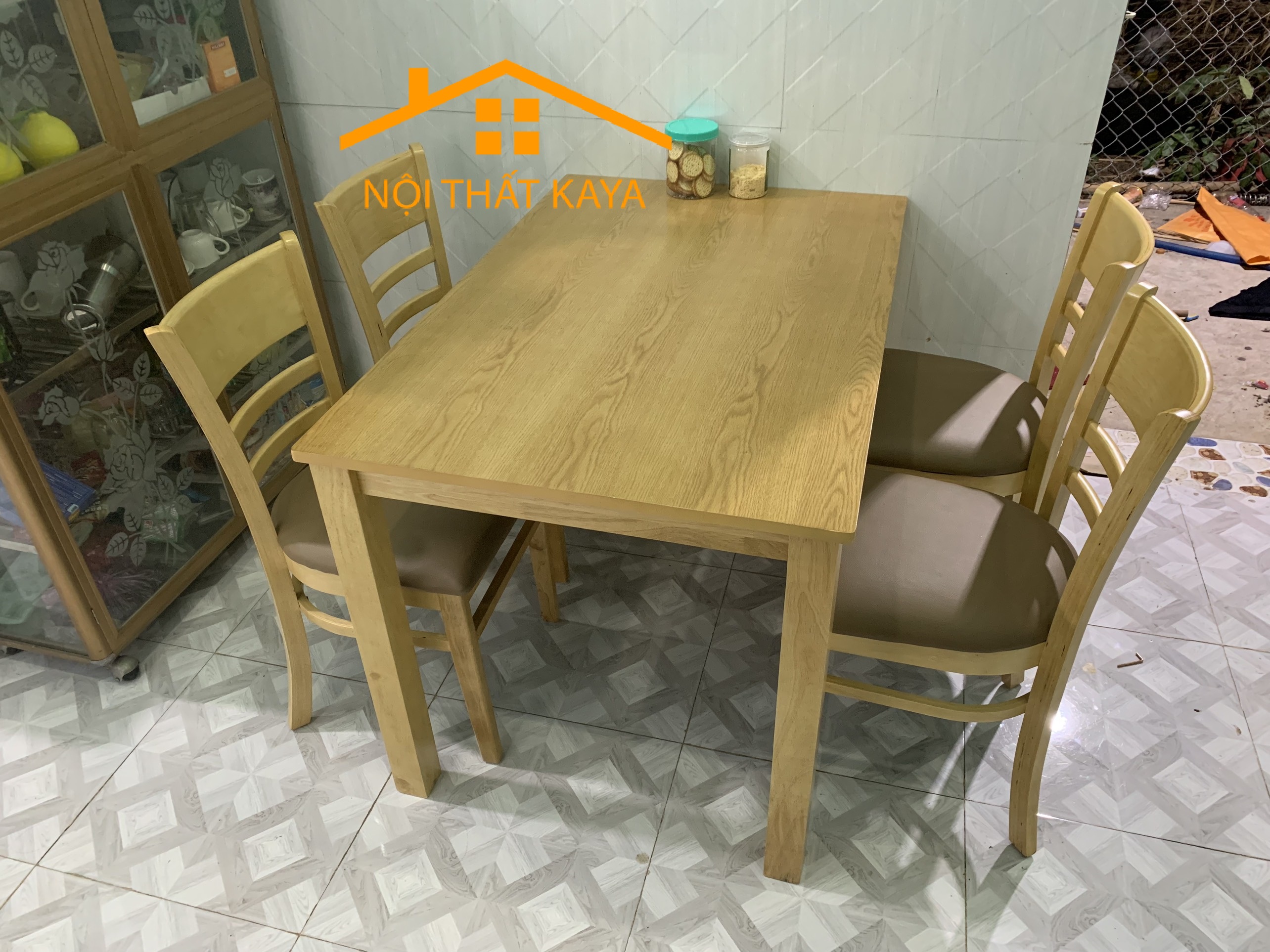Set Bàn Ăn 4 Ghế Mostar Xuất Khẩu