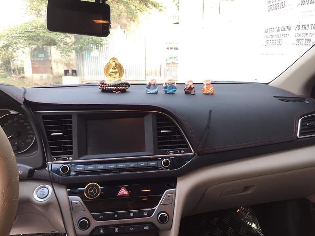 Thảm Taplo Da Vân Carbon Cao Cấp Cho Xe KIA Cerato 2016-2017